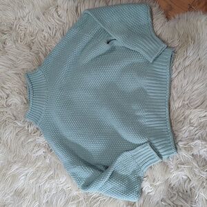 Cropped sweater